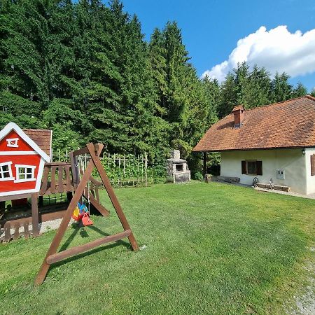 Holiday House Apartment Voukov Mlin Smarje pri Jelsah Екстер'єр фото