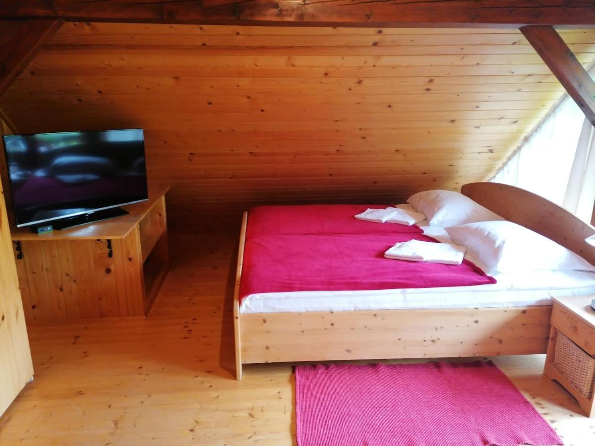 Holiday House Apartment Voukov Mlin Smarje pri Jelsah Екстер'єр фото