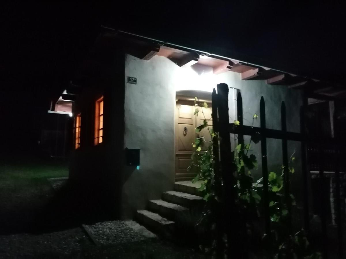 Holiday House Apartment Voukov Mlin Smarje pri Jelsah Екстер'єр фото